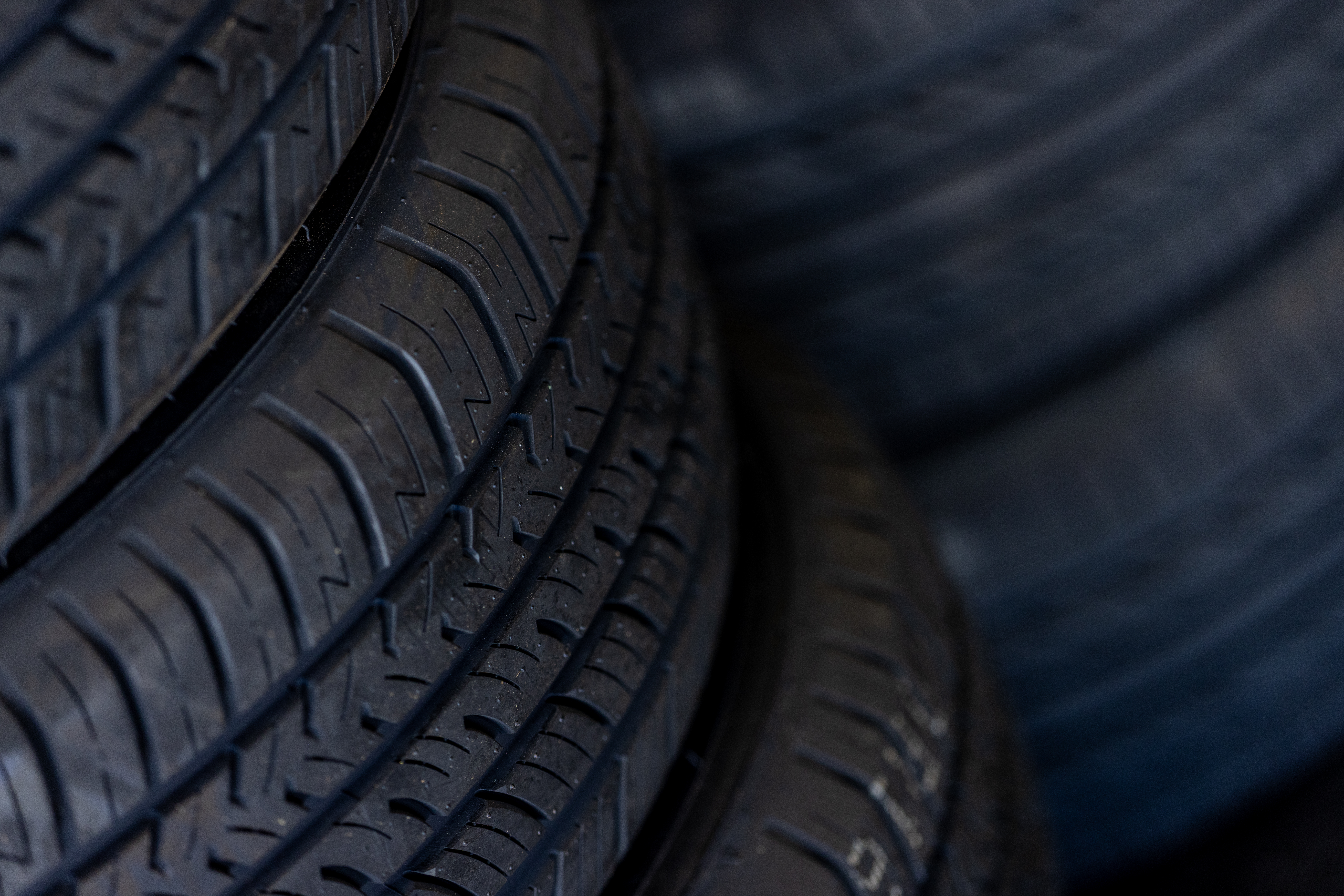 via_tires_add