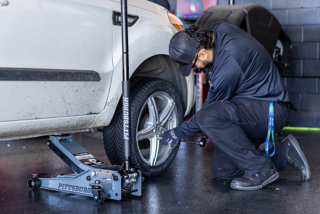 Tire Installation service image
