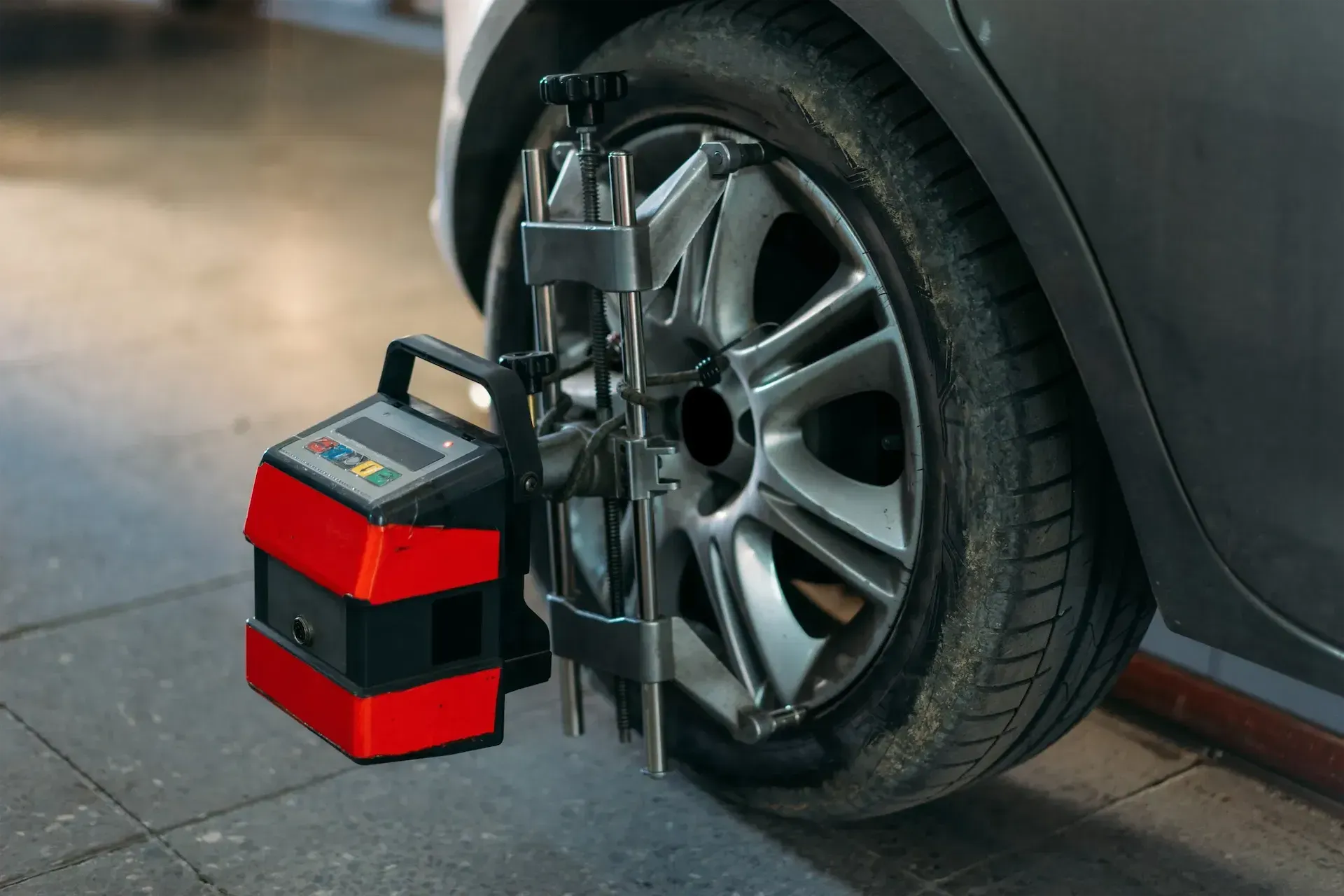service_wheel_alignment